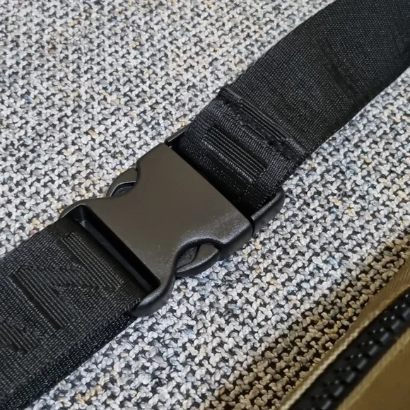 AMERICAN EAGLE Fanny Pack Green - Picture 7 of 12